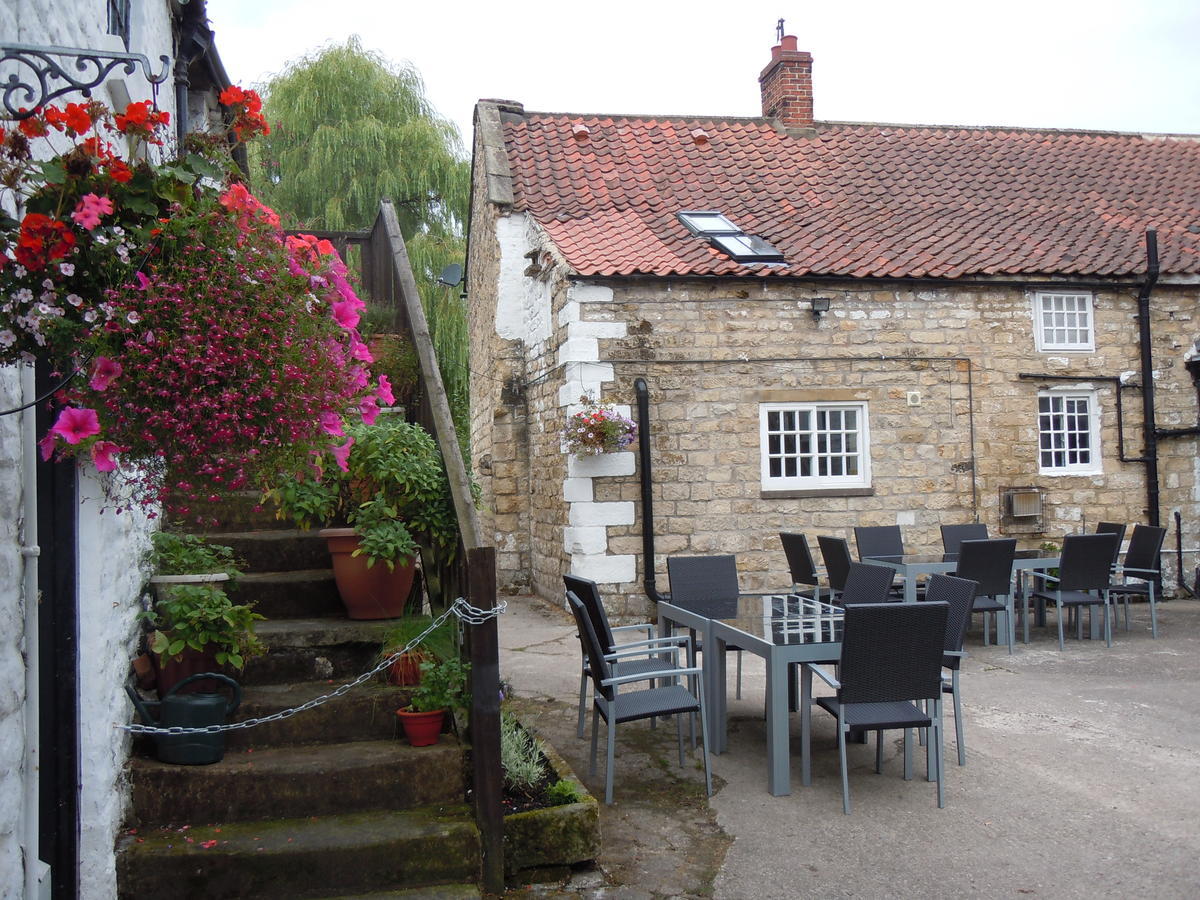 The New Inn Thornton Dale Εξωτερικό φωτογραφία